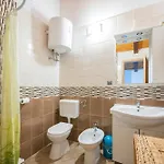 17603b Apartman *